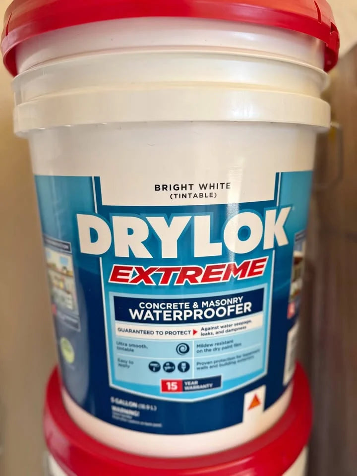 Actual inventory photo — DRYLOK Extreme Masonry Waterproofer — Bright White — 5 Gal — angle 1